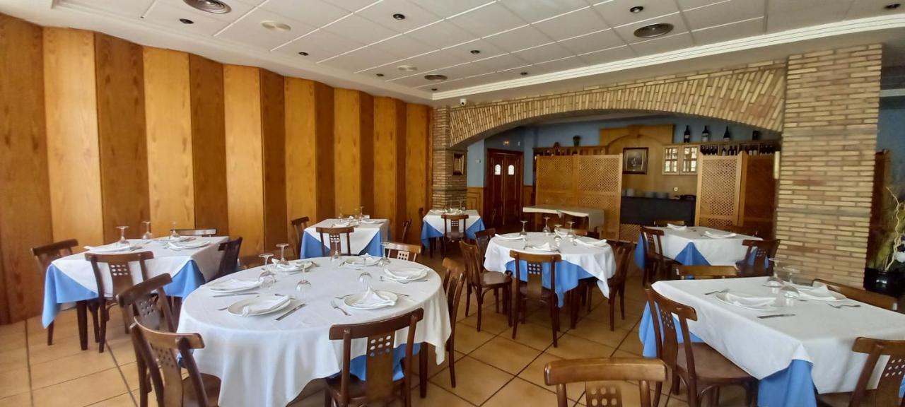 Hotel Casa Emilio Torrebaja Zewnętrze zdjęcie